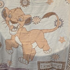 Lion King %100 Cotton Beacon Tapestry